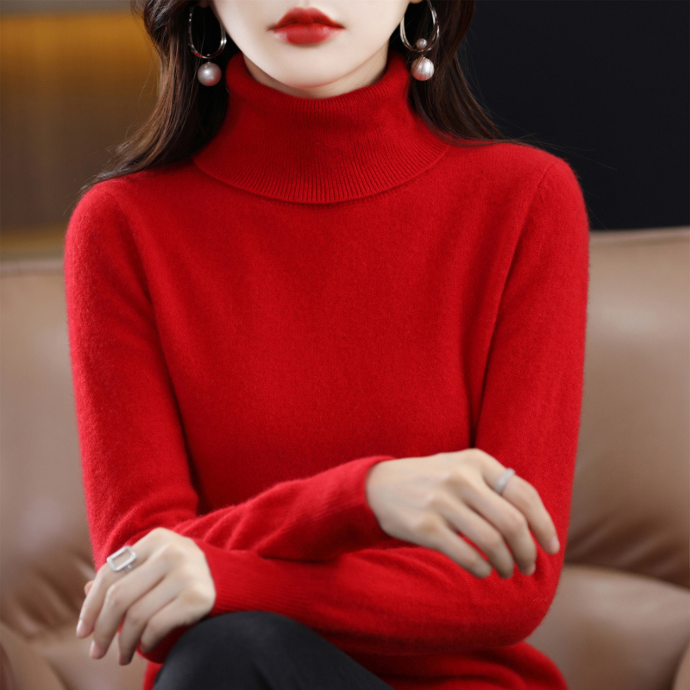 Women’s cashmere turtleneck sweater