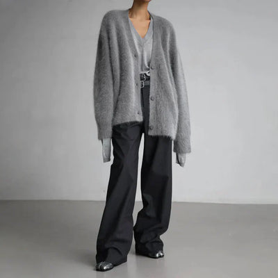 Women’s Wool Cardigan Timeless Design